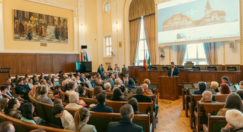 Díjazták a hétköznapi hősöket Nagyváradon
