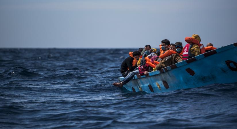 Az első brit embercsempész perben 25 évet kapott az egyiptomi halász vállalkozó