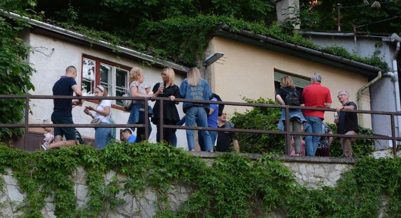 El se induljon! Ezek a programok elmaradnak az ítéletidő miatt