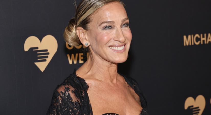 Sarah Jessica Parker a vörös szőnyegen keltette életre Carrie Bradshaw-t