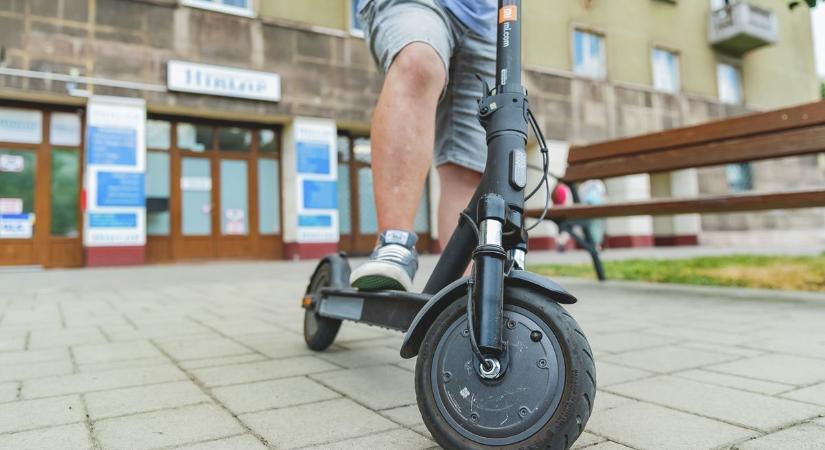 Lehet ittasan e-rollerezni? Ami kiderült, durvább, mint gondolnád