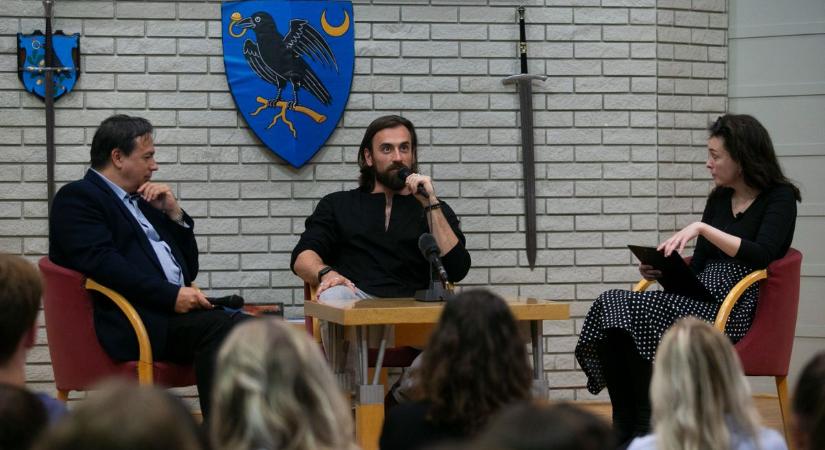 A Hunyadi sorozat főszereplőjével találkozhattak a vetélkedő legjobbjai – galériával, videóval