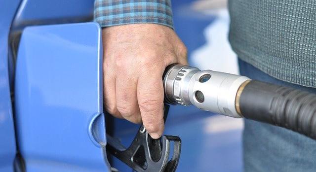 Tárgyalják a nagykanizsai benzinkutakon sikkasztó nő ügyét