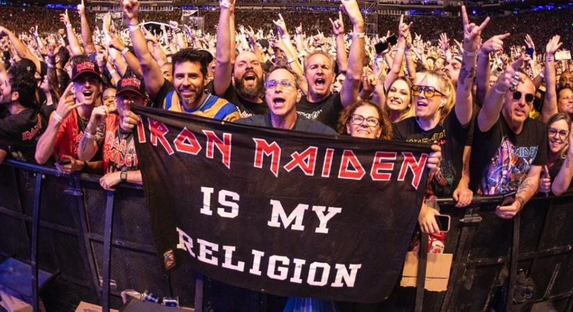 Mi az, amit a Foo Fighters kér a szervezőktől Jakartában, és mi az, amit budapesti közönségétől (is) az Iron Maiden?