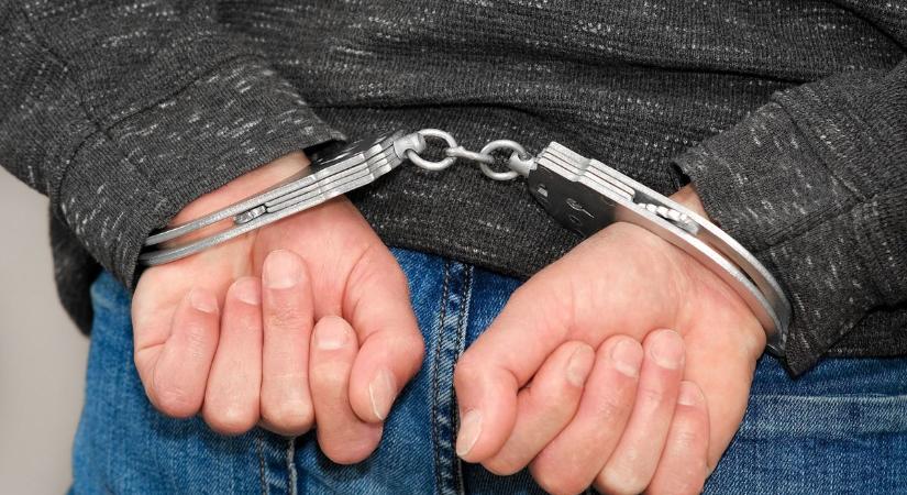 Tört – zúzott, betonkeverővel dulakodott, de most nem emlékszik semmire