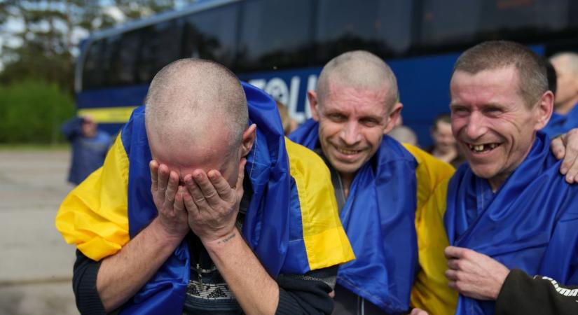Fogolycsere: többszáz hadifogoly térhetett haza szombaton is
