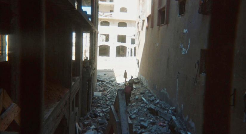 Elmenekülnek Szíriából és Libanonban lefegyverzik a palesztin terrorszervezeteket