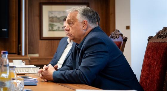 Orbán rendkívüli gazdasági egyeztetésre hívta minisztereit, de végül csak a rezsicsökkentés miatt aggódott