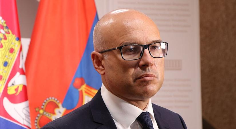 Vučević a bírákat és ügyészeket vádolja a jogrendszer megsemmisítésével