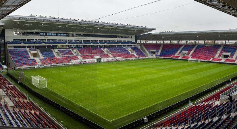 Piroslapokkal dúsítva - 25 év után kiesett az élvonalból a Fehérvár