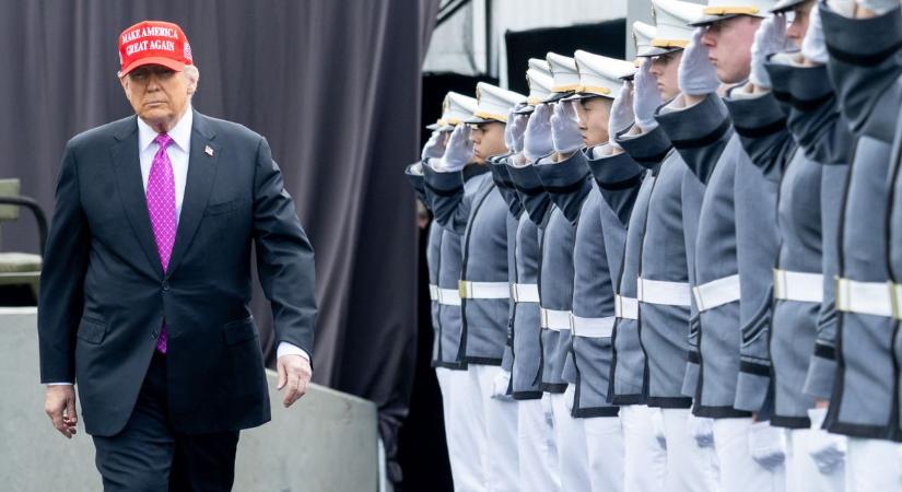 Valami készül: Trump felfoghatatlan mennyiségű pénzzel fejleszti az amerikai hadsereget