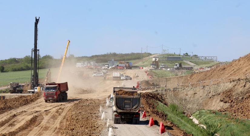 Bejelentették Magyarország legbonyolultabb autópályájának építését: itt vannak a részletek és a kezdési dátum