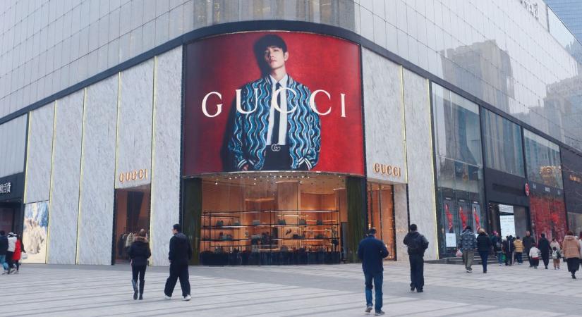 Veszélyben a luxus: most dől el, kivonul-e Európából a Chanel, a Gucci vagy a Luis Vutton