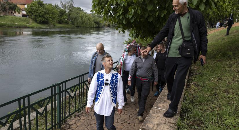 Magyar Péter bevonult Nagyváradra, de igazából a szívedbe szeretne