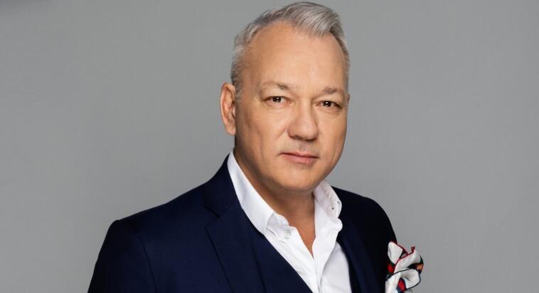 Balogh Levente új területen próbálja ki magát és országos turnéra indul