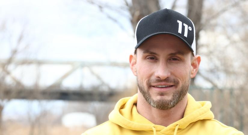 Ketrecben, kemény fiúk között állta a sarat Csuti