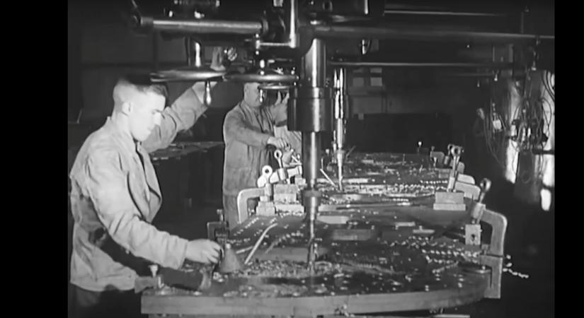 Hétvégi kitekintő – Hogyan gyártották a gőzmozdonyokat 1935-ben