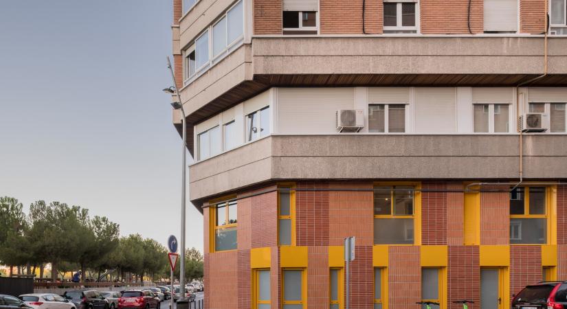 Így lett hangulatos loftlakás egy korábbi raktárból