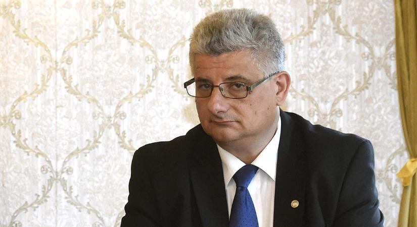 Totyik Tamás: elutasítjuk az átvilágítási törvényt