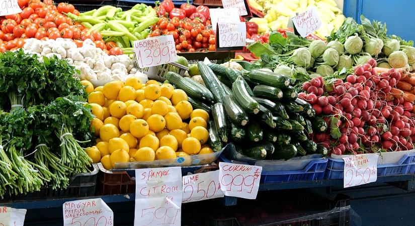 Megszületett a döntés, papíralapú élelmiszerutalványt kapnak a nyugdíjasok