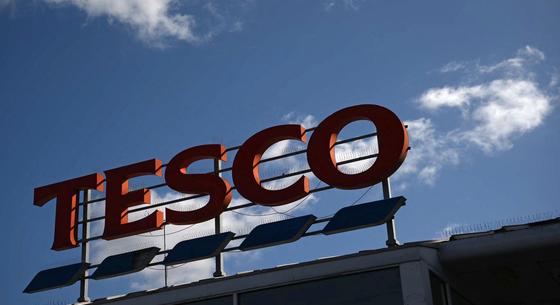 Havonta egymilliárdot bukik a Tesco az árrésstopon, a vezérigazgató szerint búcsút inthetünk az akcióknak is