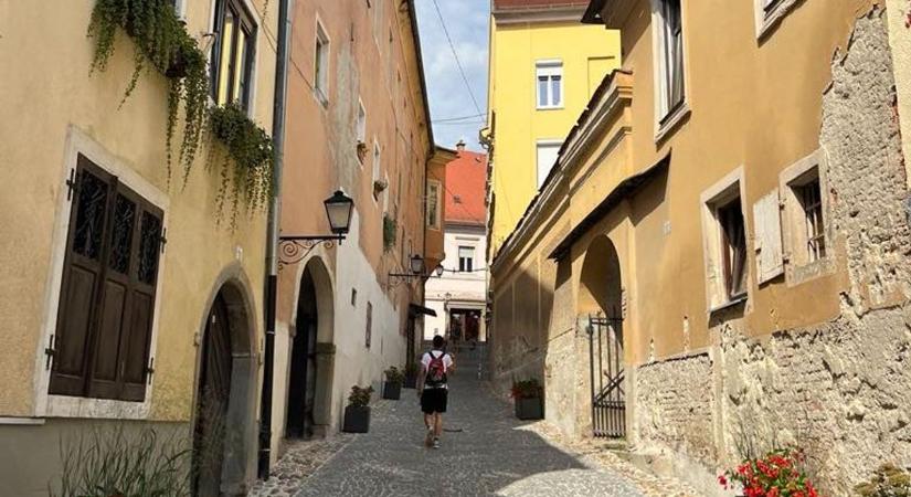 Ez a szlovén kisváros simán elmehetne Eger dublőrjének