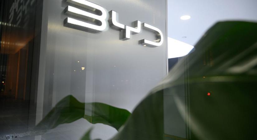 Elindult az árháború, miután a BYD brutális árcsökkenést jelentett be a kínai piacon