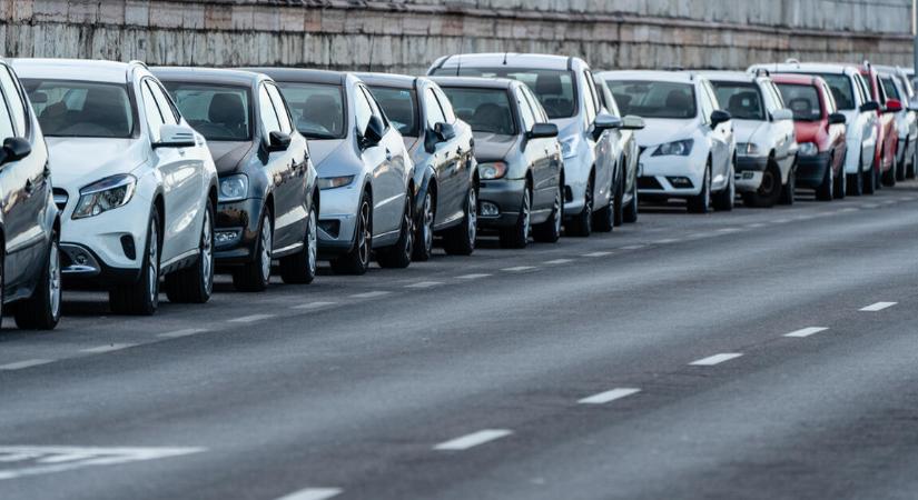 Azta, az egyik mobilszolgáltató mesterséges intelligenciával segíti a parkolóhelykeresést