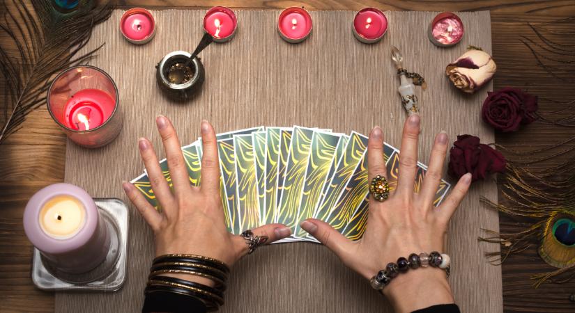 Heti Tarot jóslás 2025. május 26-június 1.: sikert és beteljesülést jeleznek a lapok