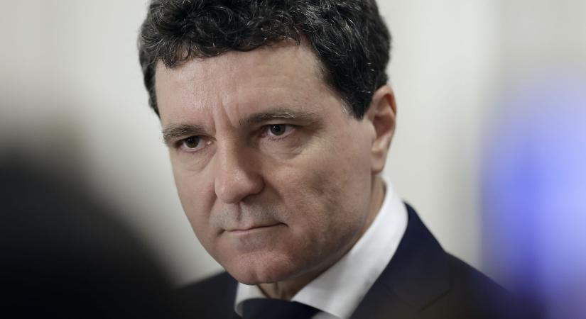 Románia legégetőbb gondja, hogy többet költ, mint amennyit megengedhet magának – letette a hivatali esküt Nicusor Dan
