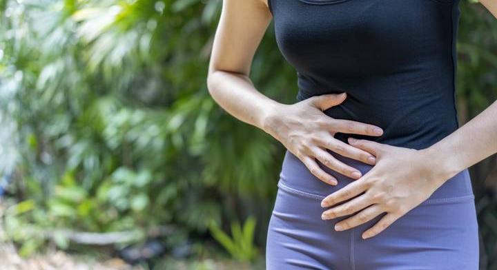 Le kellett vetkőznie a diáklánynak, hogy bizonyítsa, valóban menstruál