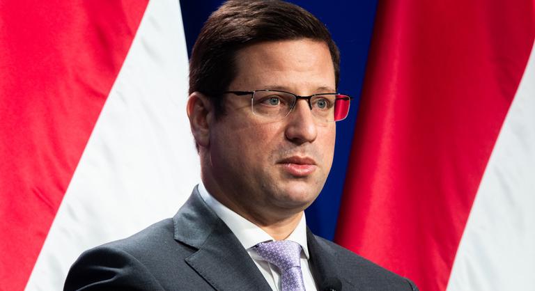 Gulyás Gergely: Magyarországon mindenkire egyformán vonatkoznak a törvények