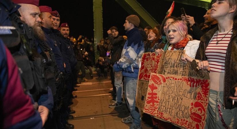 Megtiltott egy homofóbia-ellenes demonstrációt a rendőrség a gyermekvédelmi törvényre hivatkozva