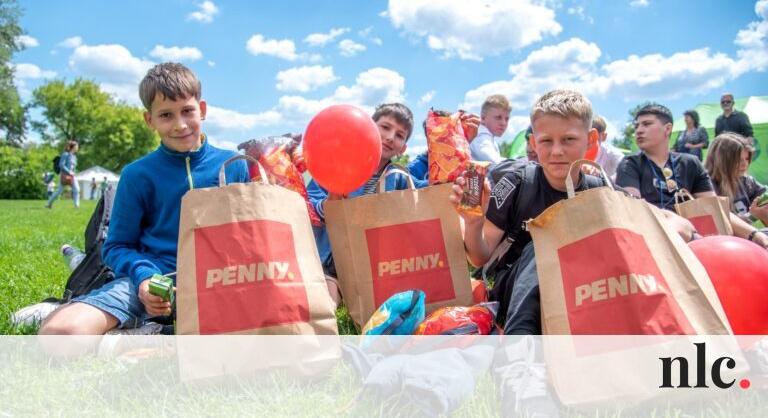 Ezer rászoruló gyereknek csalt mosolyt az arcára a diszkontlánc