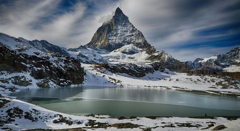 5 síelőt holtan találtak egy luxus hegyi üdülőhely közelében