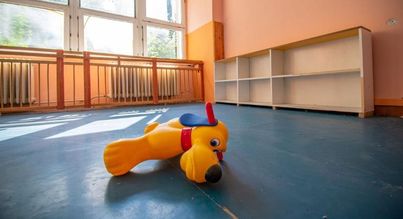 Árva falak között – Ilyen egy múltba zárt gyermekotthon