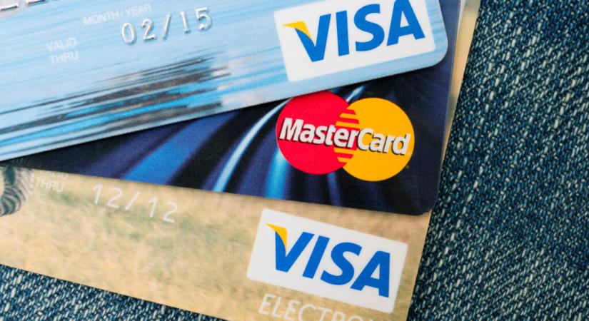 Versenyjogi vizsgálat indulhat a Visa és a Mastercard ellen