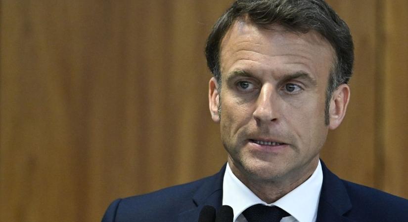 Lehet, hogy Marine Le Pen járt jól a kizárással, mert arrafelé az elnököket verik