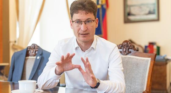 Cser-Palkovics szerint Garancsi ultimátumot adott a városnak: ha nem veszik át, akkor bedönti a Fehérvár FC-t