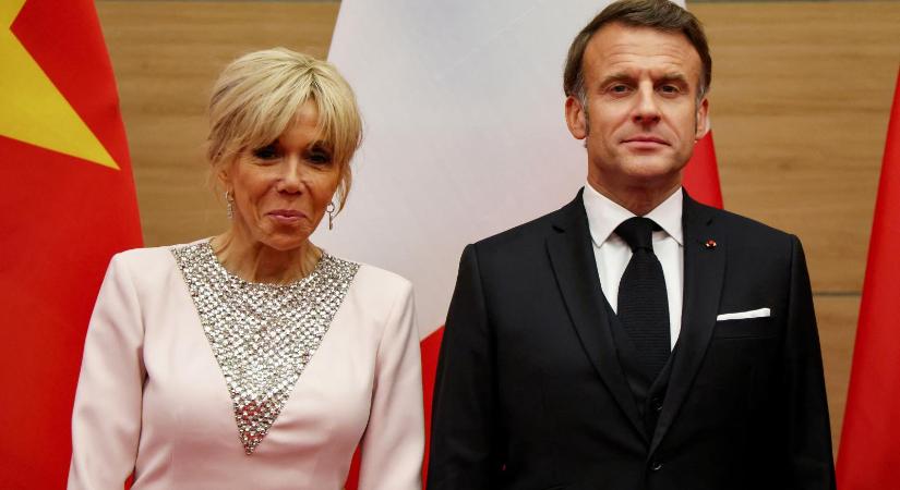 „Teljesen elment az eszük” - Tagadja Emmanuel Macron, hogy felesége megütötte volna őt