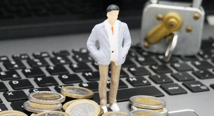 Cserélje a jelszavát, nagy veszélyben lehet még a bankszámlája is