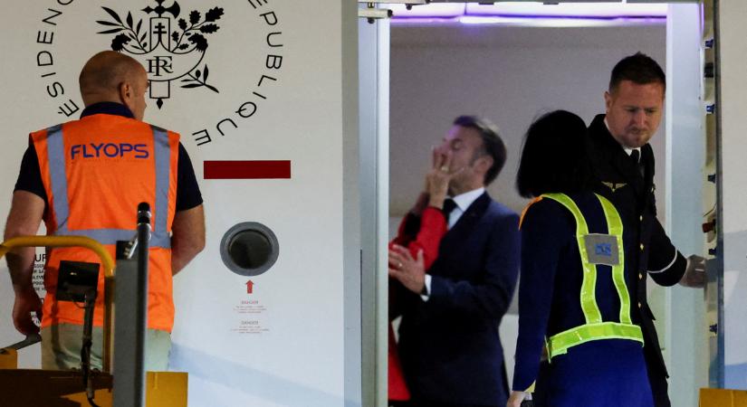 Emmanuel Macron megmagyarázta a feleségétől kapott pofont