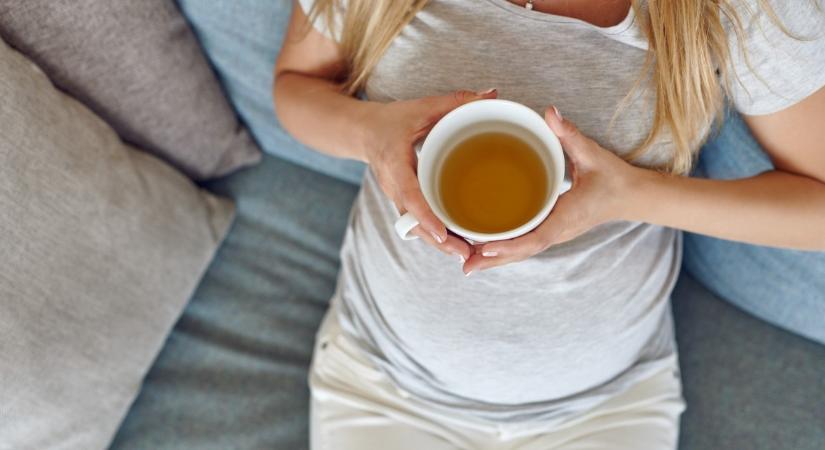 Citromfű tea: jótékony, de biztonságos terhesség alatt?