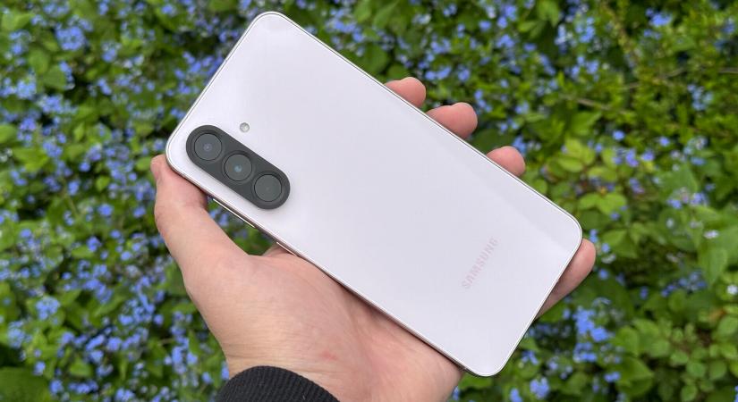 Lefagyhat a Galaxy A56, így lehet feléleszteni