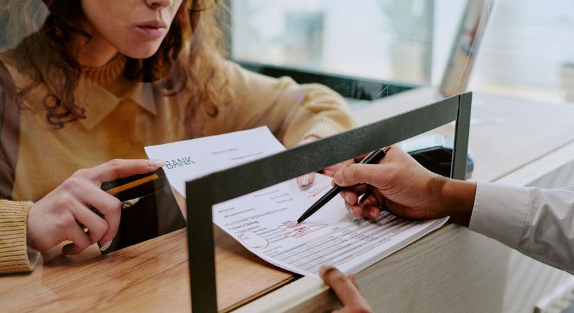 Új csúcsra ért a lakossági betétek állománya