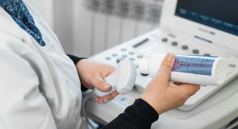 A terhes anyuka hasa tele volt zúzódásokkal. Nem sokkal később ezt vették észre az orvosok az ultrahang-vizsgálaton