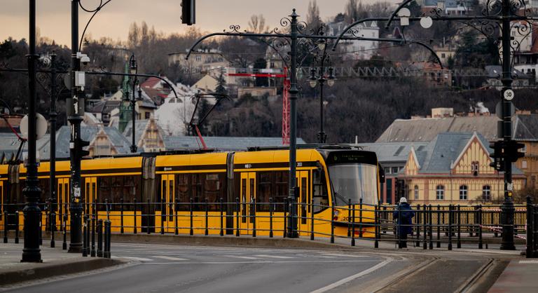 Úgy tűnik, mégis kaphat uniós forrásokat a főváros az új CAF villamosok beszerzésére