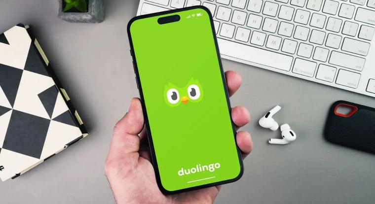 A Duolingo inkább hátrálna az AI vonaltól, újra emberekre épít a nyelvtanuló app