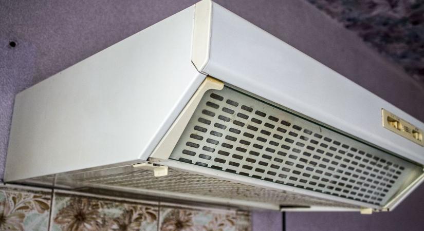 Kigyulladt a páraelszívó és a bútor is lángra kapott Nyírbátorban