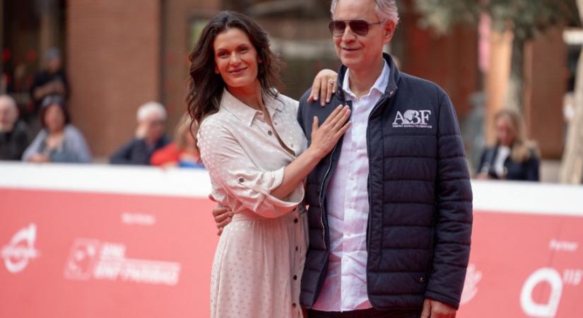 Ilyet még nem láttunk! Szépség és szenvedély – Andrea Bocelli különleges, művészi konyhája Toszkánában